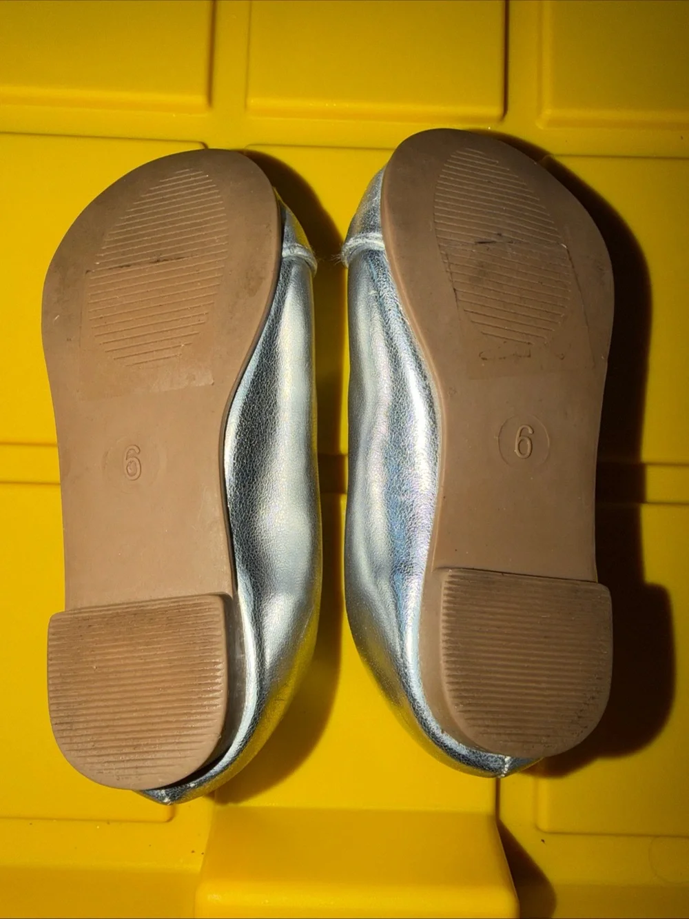 Playful® Silver Kids Cat-Accent Ballet Flats with Glitter Ears